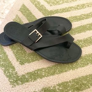 Vince Camuto flat sandal